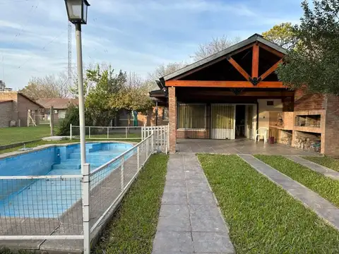 Casa en Pueblo Esther