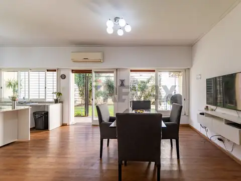 Depto Tipo Casa en Venta de 6 ambientes