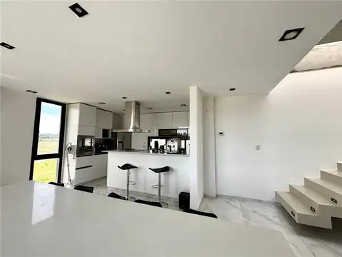 Casa en Alquiler Temporal en Máximo Paz, USD 3.500