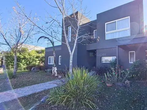 Casa Chalet  en Venta en San Rafael, Villanueva, Tigre