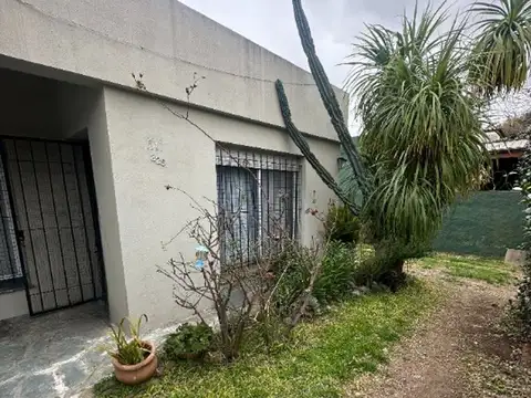 Calle Manuel Estrada 8200