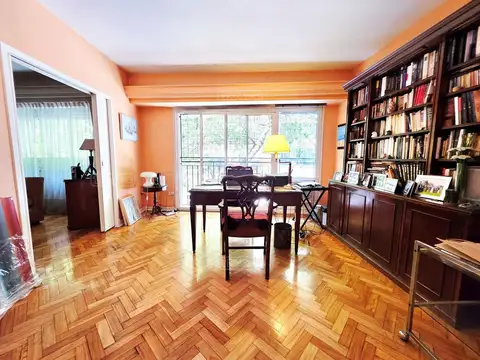 Departamento en Venta con 2 cocheras