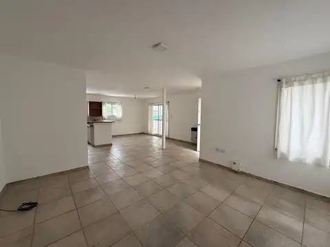 Casa en Alquiler de 3 dormitorios