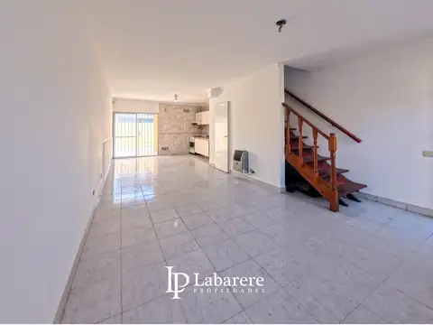 Depto Tipo Casa en Venta de 2 dormitorios