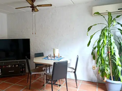 Guillermo Pérez Butler esquina Cuidad de Canelones 100