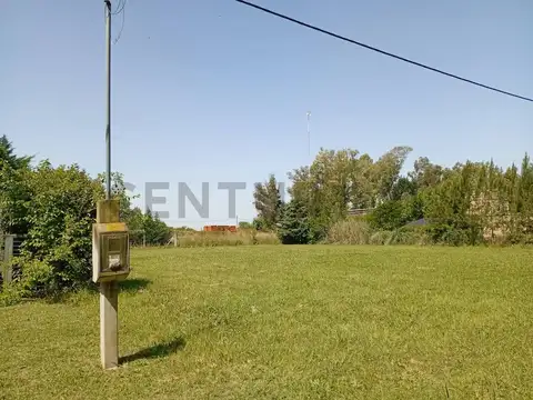 192 y 70. TERRENO EN VENTA DE 900M2, LISANDRO OLMOS.