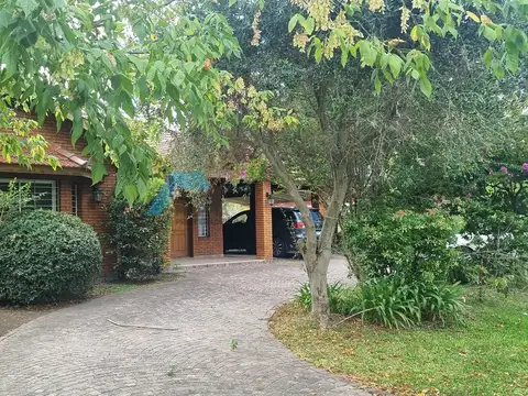 Casa Chalet  en Venta en La Otilia, Pilar, G.B.A. Zona Norte