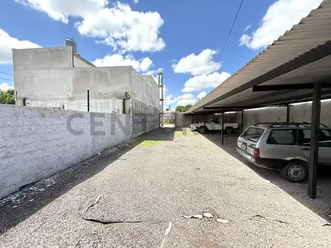 Cochera en Venta de 10  mts largo x 27,50  mts ancho