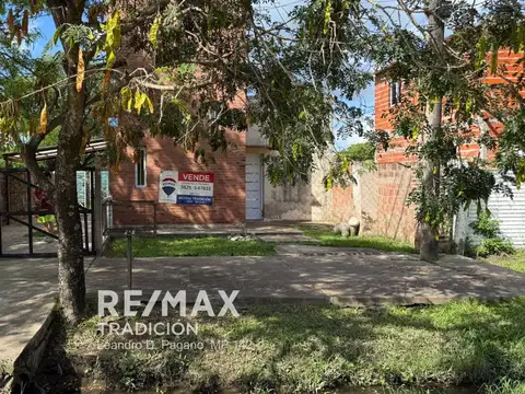 Casa en venta en Barranqueras. 400 mts2, 2 hab.