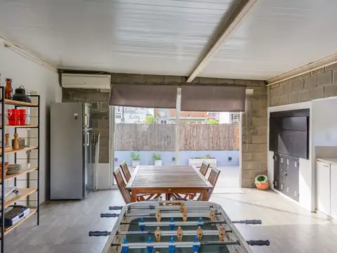 Depto Tipo Casa en Venta con 1 cocheras