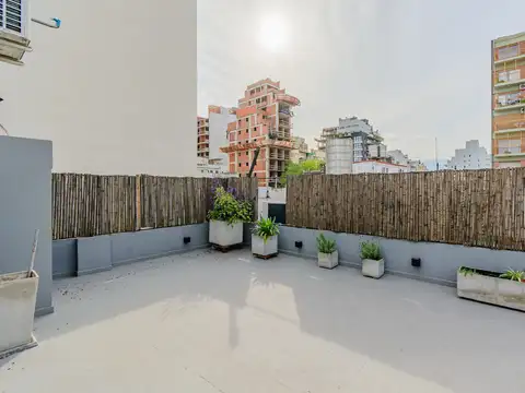 Depto Tipo Casa en Venta 64 años