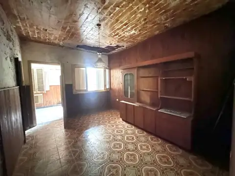 Casa 4 ambientes con 1 baño