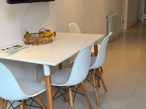 Departamento monoambiente amoblado-  Entre Ríos y Alberti