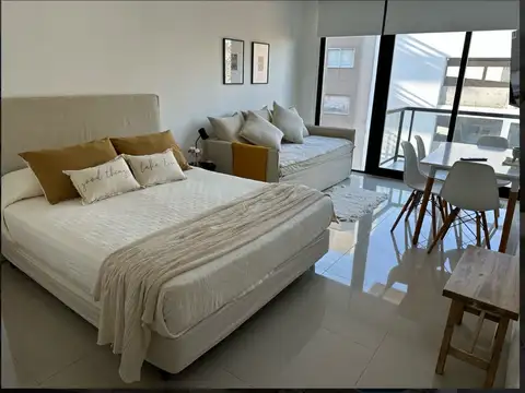Departamento monoambiente amoblado-  Entre Ríos y Alberti