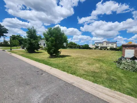 LOTE EN VENTA EN LA DILIGENCIA PILARA