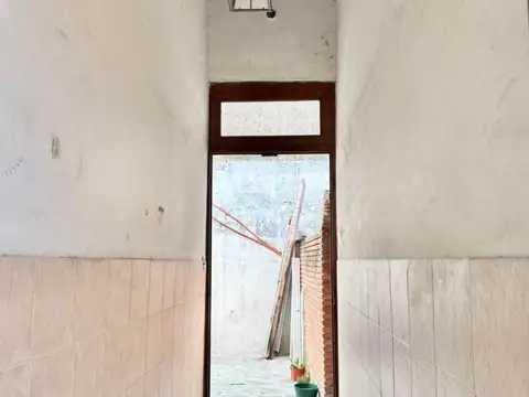 Aristóbulo Del Valle 500