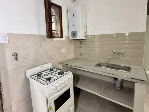Depto Tipo Casa en Alquiler 60 años
