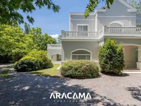 Casa en venta en Solar del bosque - Canning