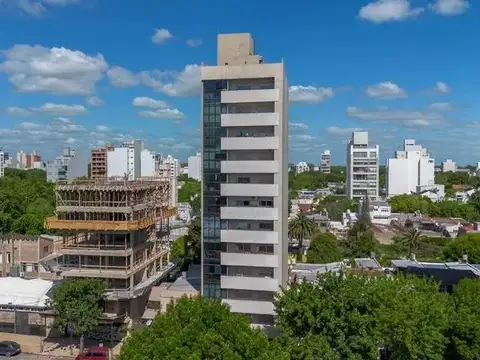 Avenida 60 entre 15 y 16 al 1020