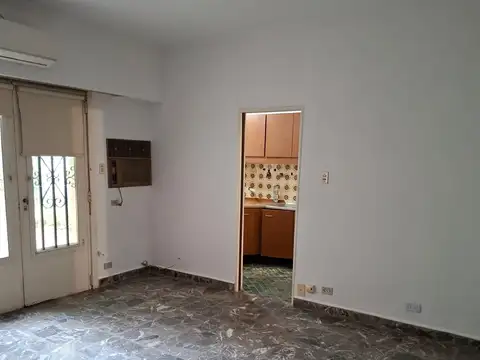Depto Tipo Casa en Alquiler al Este