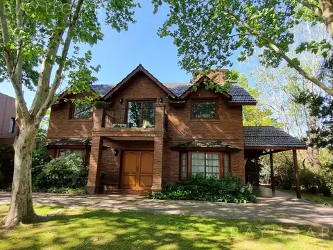 Venta - Casa en Barrio Sausalito - Pilar