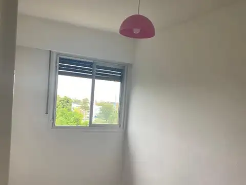Alquiler departamento de 4 ambientes en Avellaneda