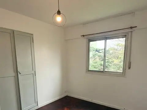 Alquiler departamento de 4 ambientes en Avellaneda