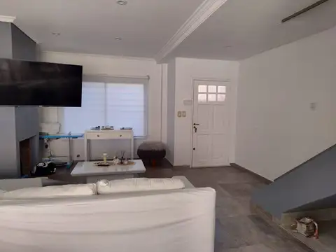 Casa en Venta en Lomas De Zamora, USD 170.000