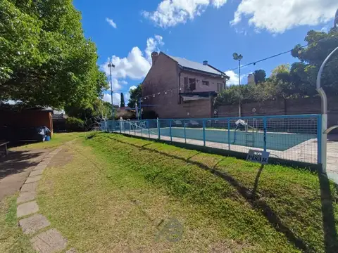 Venta de Terreno en Villa Adelina-Pileta-Quincho
