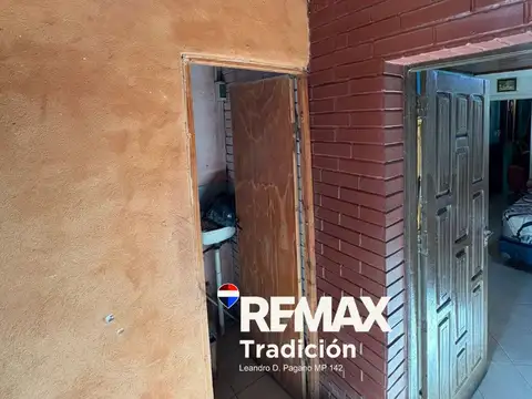 Casa 6 ambientes con 2 baños