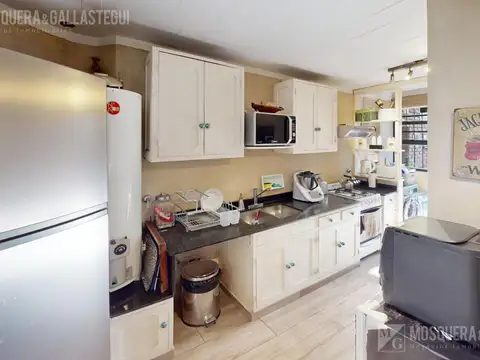 Depto Tipo Casa en Venta de 5 ambientes