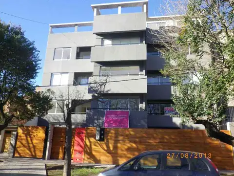 Aristóbulo del Valle 1100, Piso 1