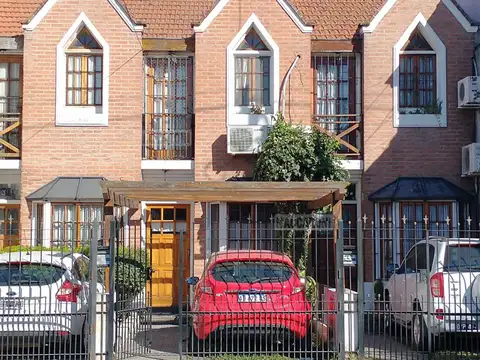 Casa - Venta - Argentina, Capital Federal - SALADILLO 1429