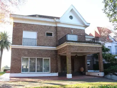 Importante Residencia en venta y alquiler Andres Ferreyra 3400 La Lucila Vista al Rio