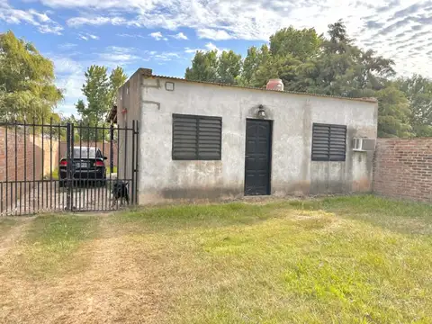 Carlos Acuña Ramos Mejía 1400