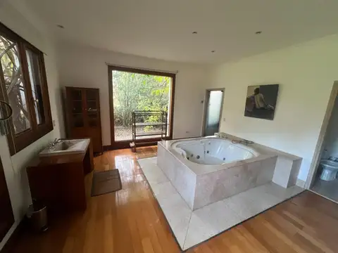 Casa en Venta de 5 dormitorios