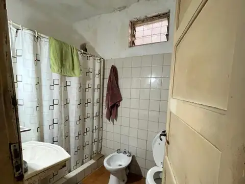 Casa en Venta en Villa Adelina, USD 140.000
