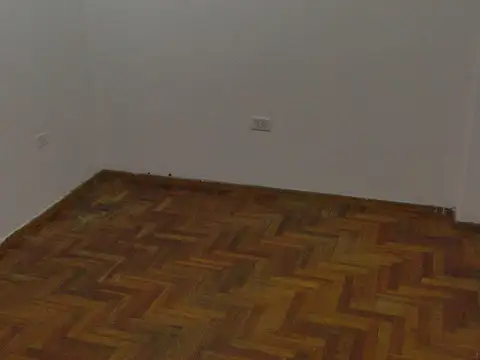 Depto Tipo Casa en Alquiler de 2 dormitorios
