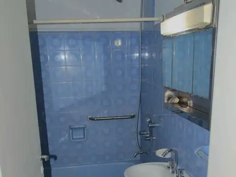 Depto Tipo Casa en Alquiler de 3 ambientes