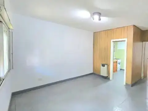 Depto Tipo Casa en Venta en Banfield, USD 55.000