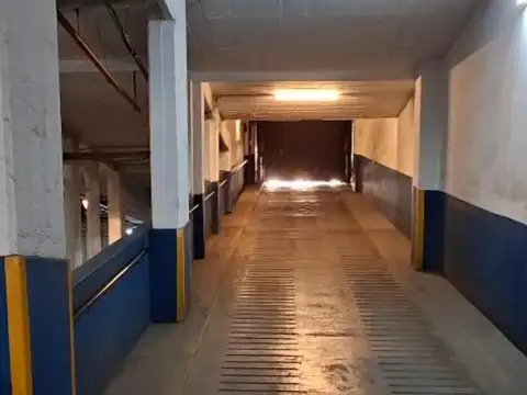 Cochera en venta - 30Mts2 - Balvanera