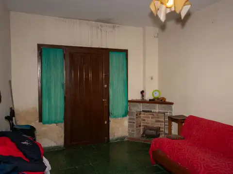 Casa - Venta - Argentina, San Miguel - Azcuenaga 1235