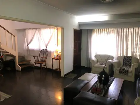 Casa en Venta en Adrogue, USD 220.000