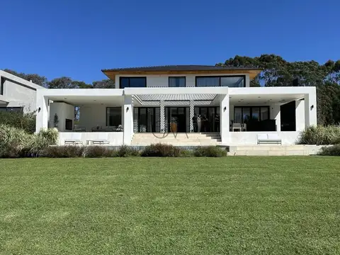 Av. Jorge Newbery 5005, B7600 Buenos Aires, Provincia De Buenos Aires, Argentina, Mar Del Plata, Buenos Aires, Argentina.