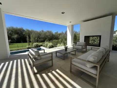 Casa en Venta de 5 dormitorios