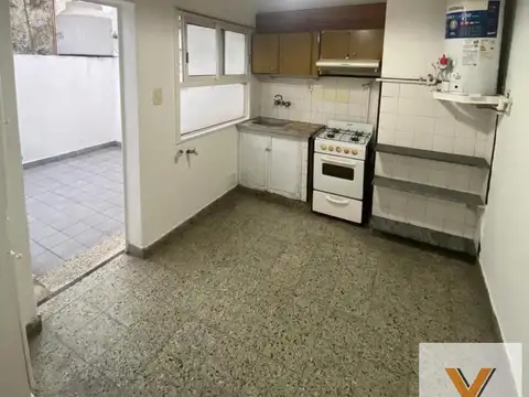Depto Tipo Casa en Alquiler 40 años