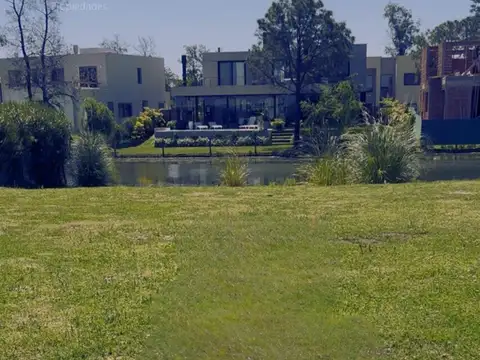 Terreno en Laguna Grande