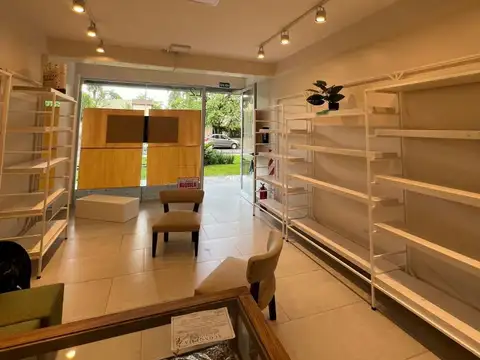 Local en Alquiler en Yerba Buena, $ 950.000