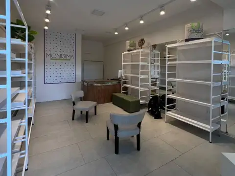 Local Comercial - Yerba Buena - San Martin Esq Pringles