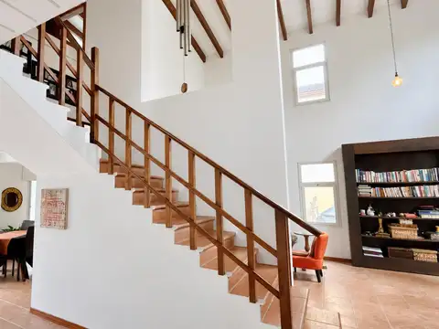 Casa en Alquiler de 4 dormitorios